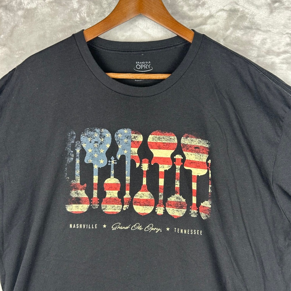 Grand Ole Opry Nashville Tennessee Guitar Graphic T-Shirt 3X